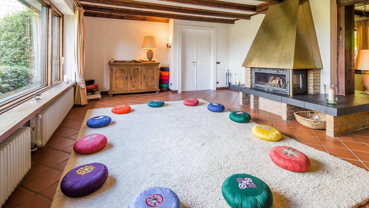 Hoisdorf House | Beautiful Duplex Apartment @ Little Paradise, 25 min to Hamburg City Center