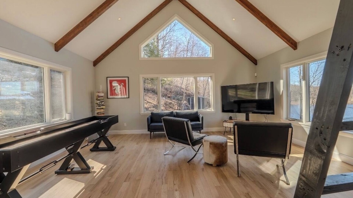 Lake Carmel House | Beautiful Escape! Hudson Valley LakeHouse. 90min from NYC & 30min from Beacon.