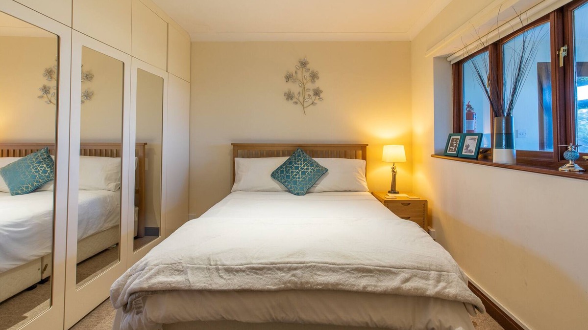 Y Felinheli House | Beautiful family home with fantastic views over the Menai straits