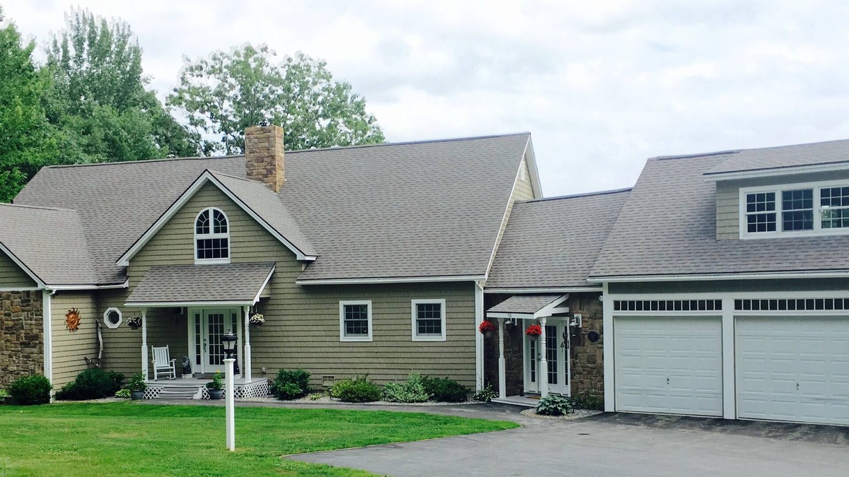Wayne House | Beautiful family retreat