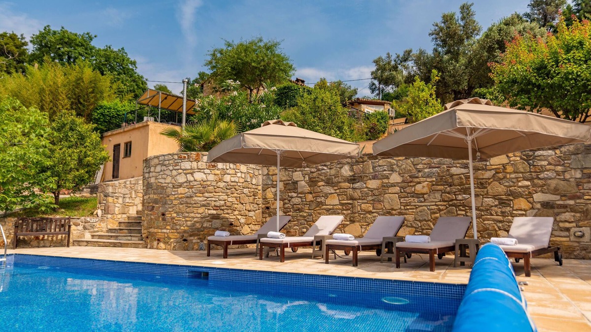 Enoria Villa | Beautiful Family Villa With Heated Swimming Pool And Stunning Sea/Mountain View