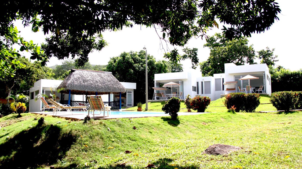 Armero Other | Beautiful Farm in a lush nature