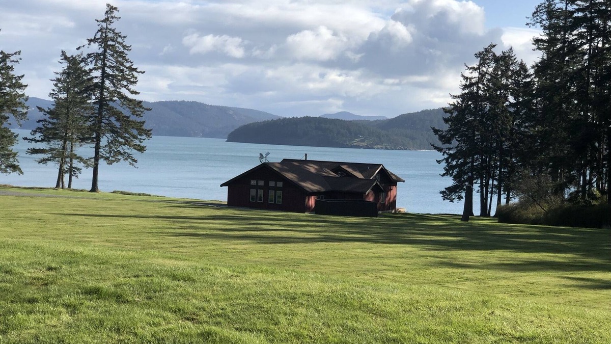 Lopez Island House | Beautiful farmhouse overlooking water with beach access on a private estate