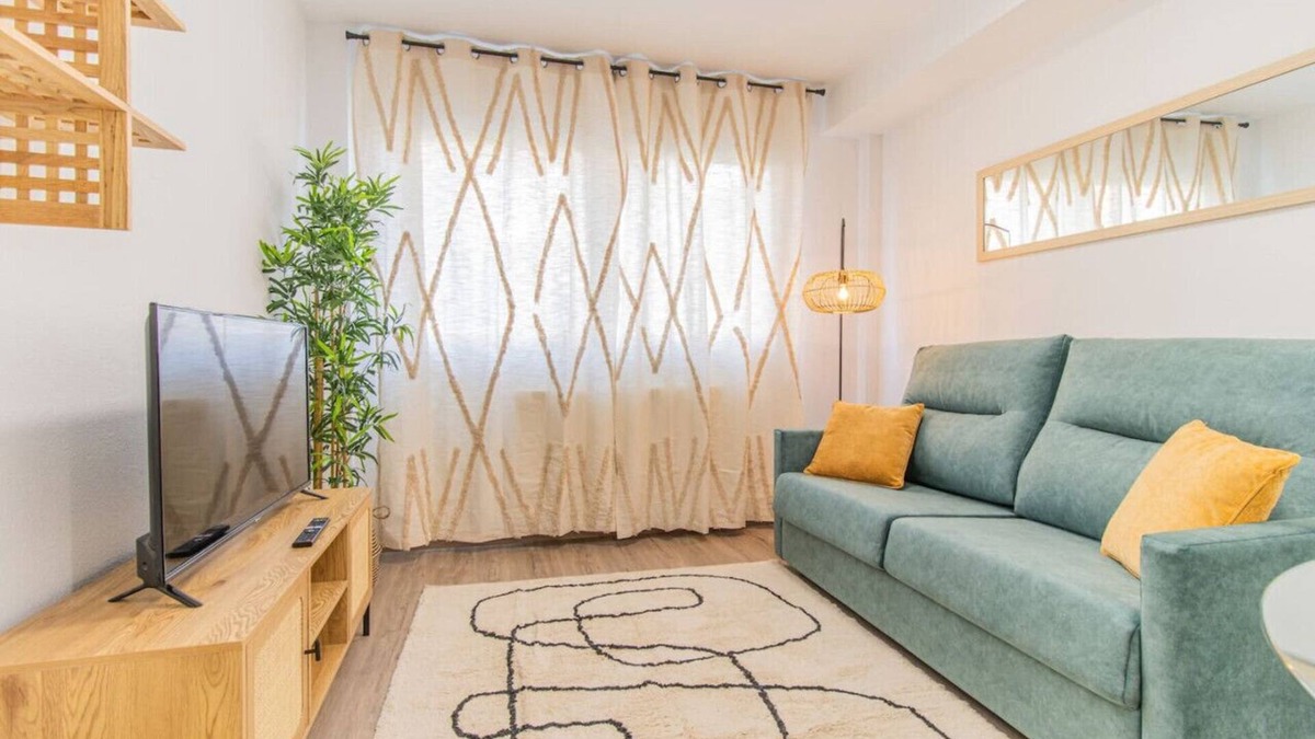 Abena Apartment | Beautiful Flat in the Pyrenees Free Parking