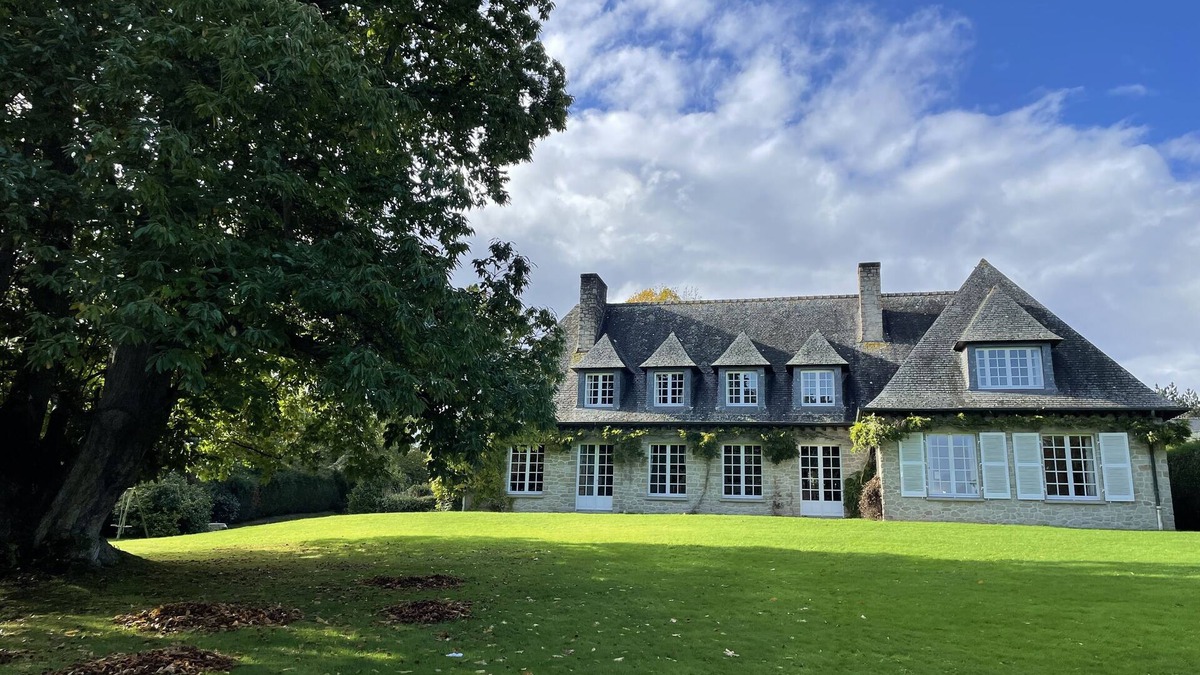 Le Minihic-sur-Rance House | Beautiful family home set in grounds with superb views over Rance