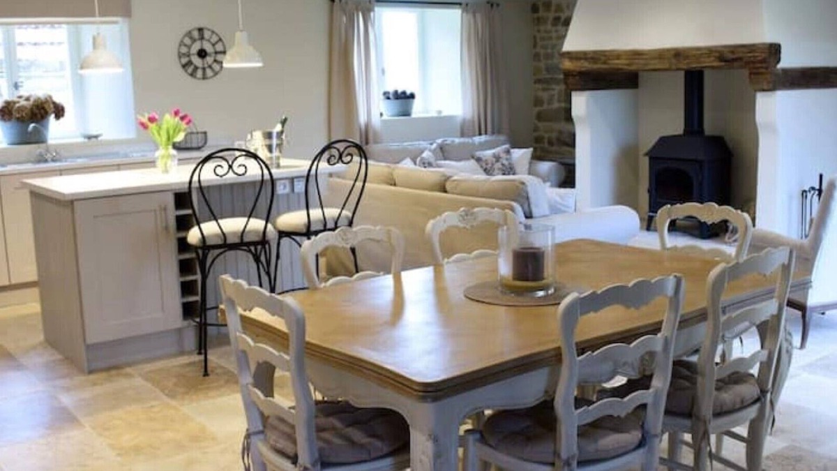 Francoules House | Beautiful converted stone barn in the peaceful Lot countrysiden