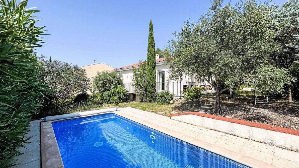 Montesquieu-des-Alberes House | Beautiful private villa for 6 people with WIFI, A/C, private pool, TV, patio and parking