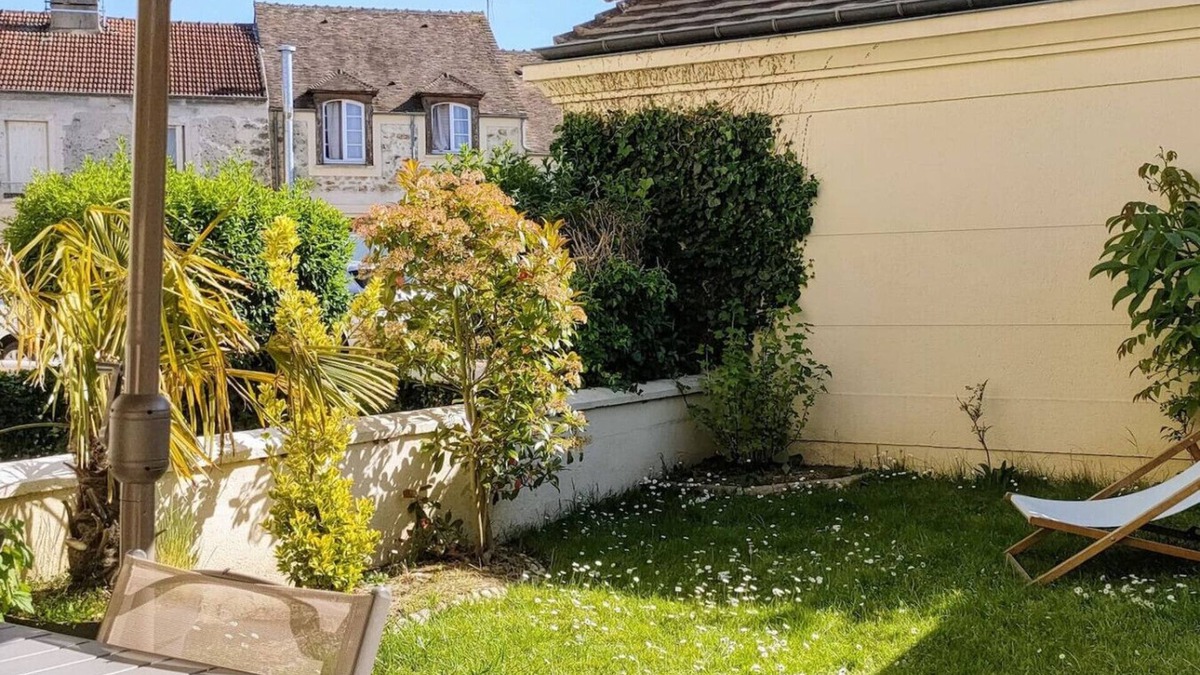 Voisins-le-Bretonneux Apartment | Beautifull F2 near Versailles