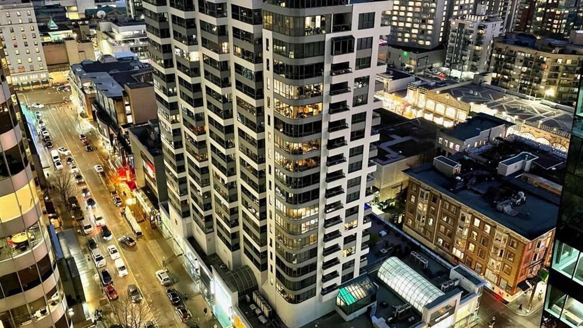 Downtown Vancouver Condo | BEAUTIFUL FULLY FURNISHED 2 BEDS 2 BATHS WEST END VANCOUVER