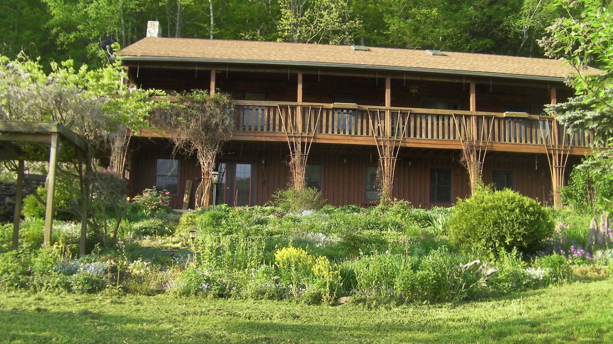 Sabinsville Cabin | Beautiful Getaway - Reynolds Farm Lodge