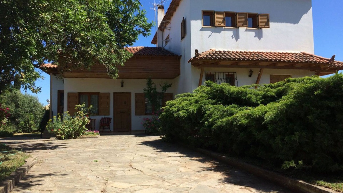 Vlachokerasia Villa | Beautiful Greek Villa - 5 minutes from the beach!