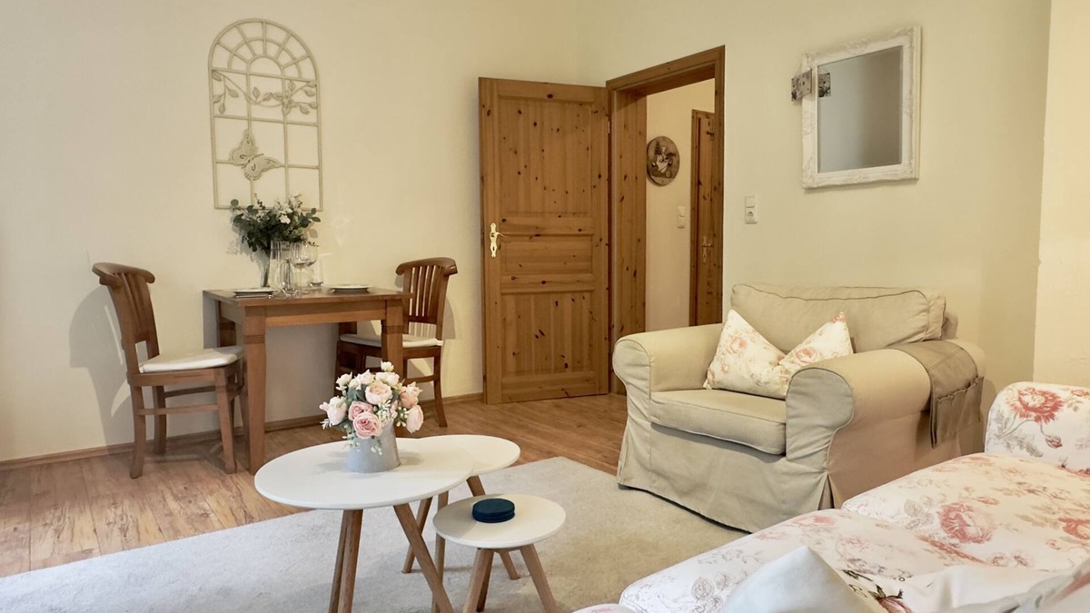Altharlingersiel Apartment | Beautiful Gulfhof: 45sqm apartment Buurnstuuv 3 persons, garden & terrace