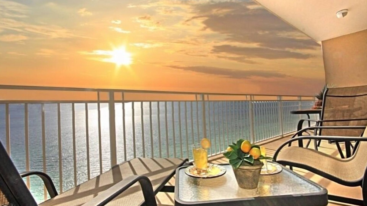 Thomas Drive Condo | Beautiful Gulf front, 5 star view, free bch ser/2, mid summer discounts.SALE