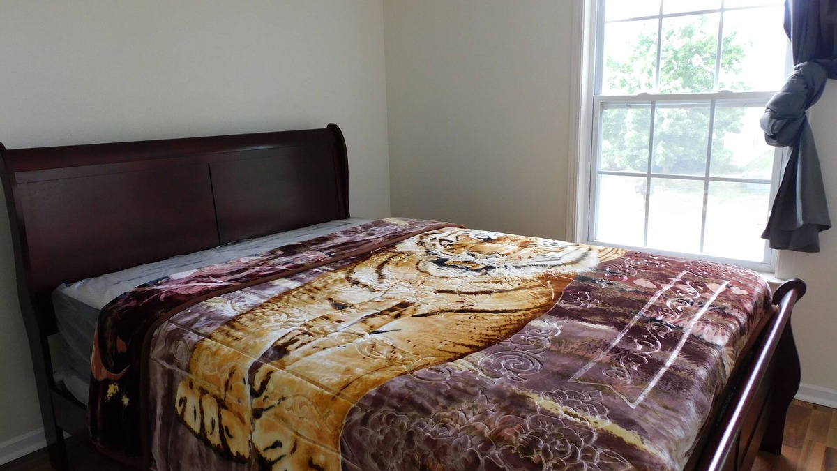 West Newton House | Beautiful Hardwood floor House in Indianapolis Indiana