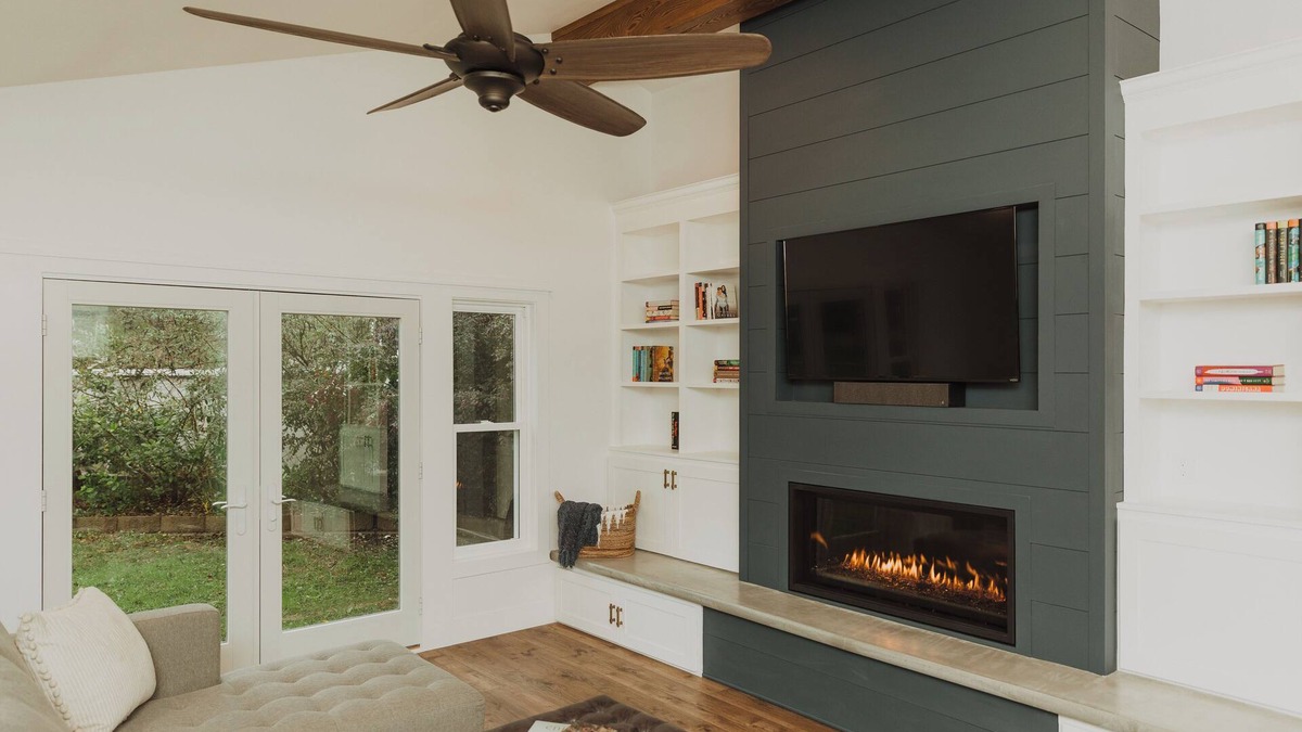 Redding Cottage | Beautiful High End Get Away Home- Visit Lassen National Park & Whiskeytown Lake