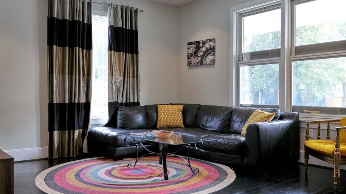 Old East Hill House | Beautiful Historic Downtown Pensacola Charmer
