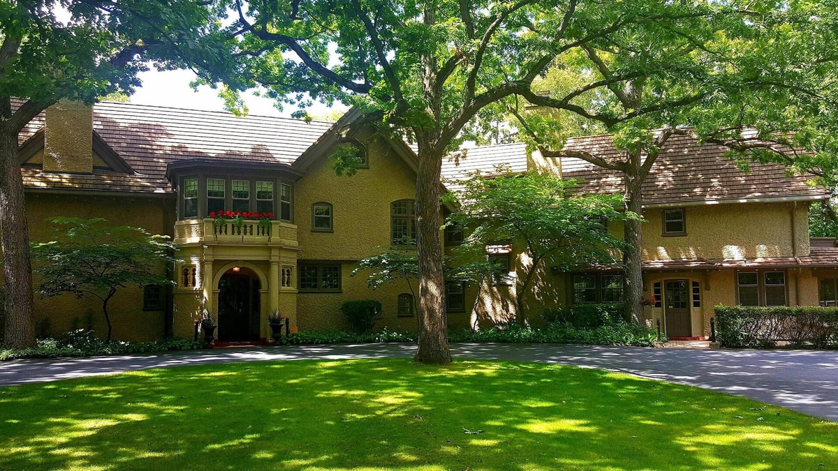 Oconomowoc House | Beautiful Historic Tudor Mansion with sandy Private Beach