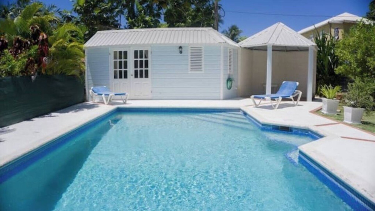 Garrison Historic Area Apartment | Beautiful Historic villa with pool near Horse racing track