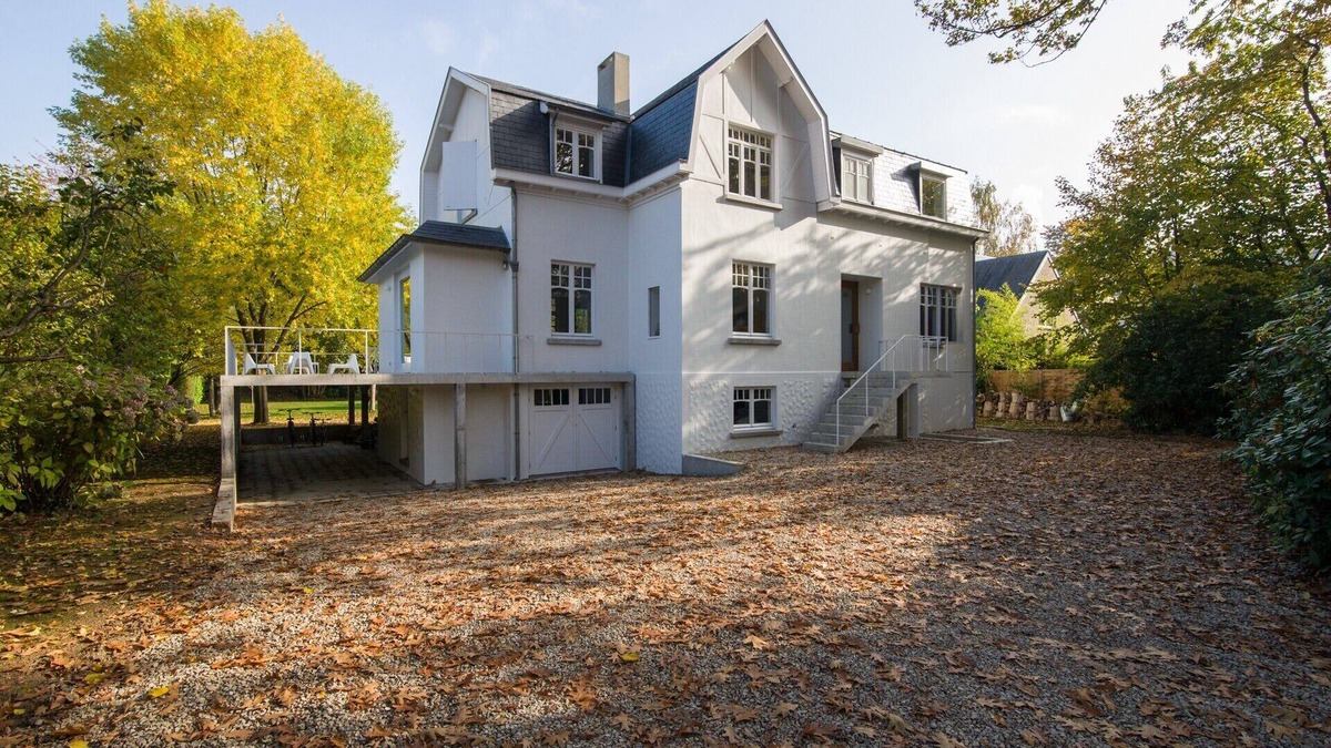 St. Genesius-Rode Villa | Beautiful house next to the forest-Brussels