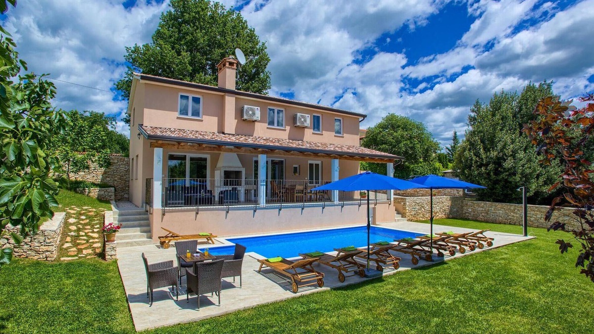 Sveti Petar u Sumi House | Beautiful home in Sveti Petar u Sumi