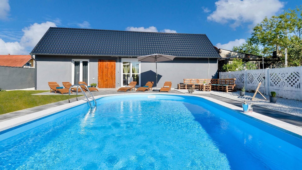 Sracinec House | Beautiful home in Svibovec Podravski