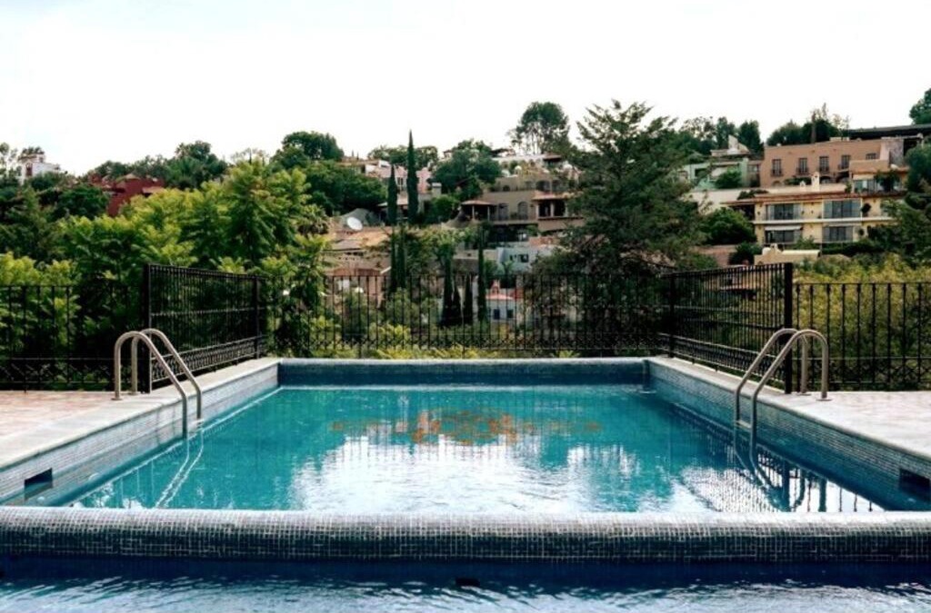 Atascadero House | Beautiful home w/Pool @Capilla de Piedra