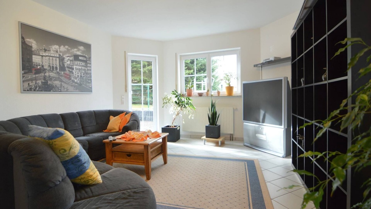Ulmen Apartment | Beautiful holdiday home in Ulmen near the lake