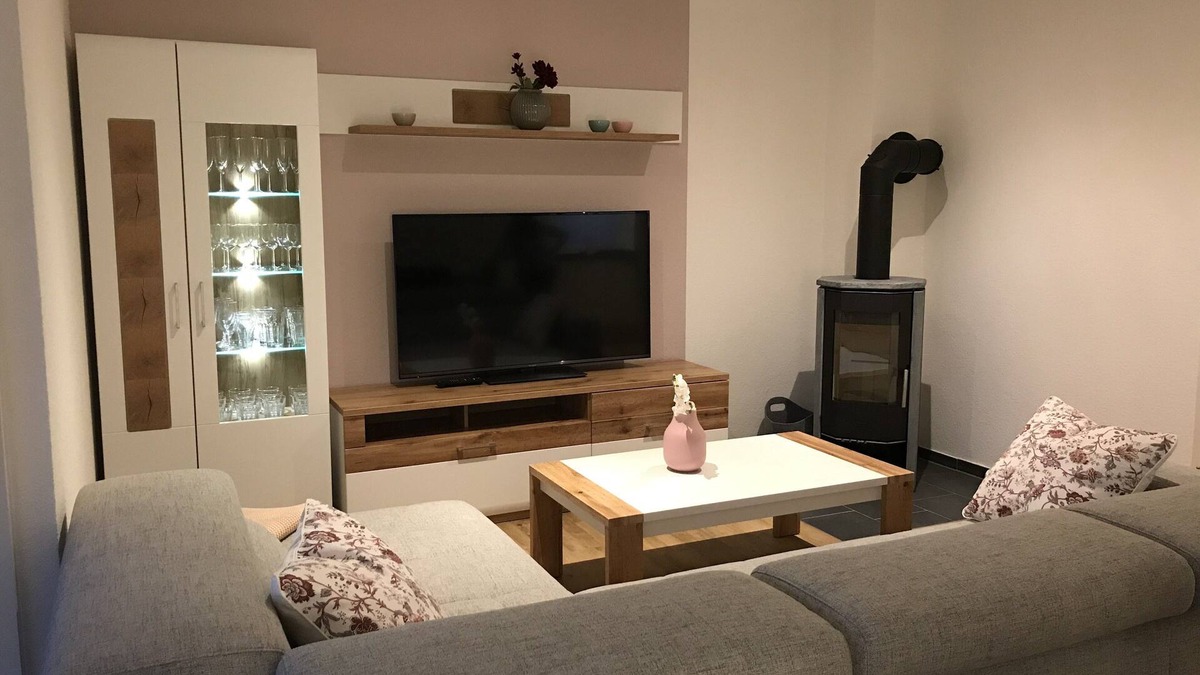 Geeste Apartment | Beautiful holiday apartment with sauna and wood-burning stove on the water and close to the beach