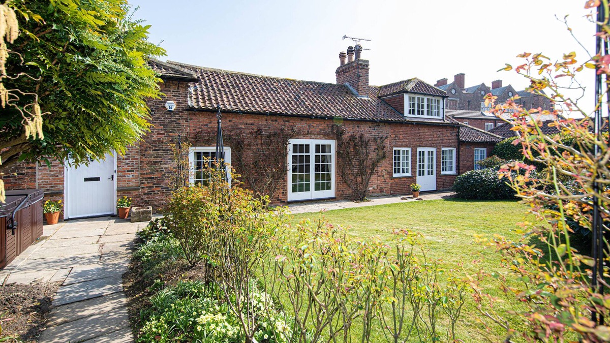 Goldsborough Cottage | Beautiful Holiday Cottage