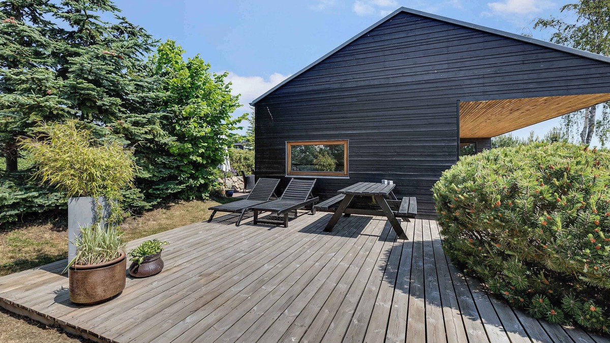 Bøjden House | Beautiful holiday home 200 m from the water