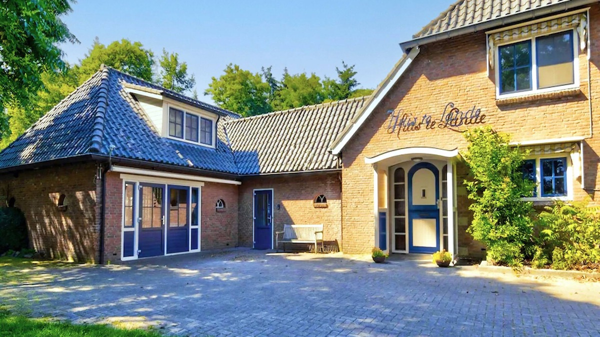 Wesepe House | Beautiful holiday home in Salland nature