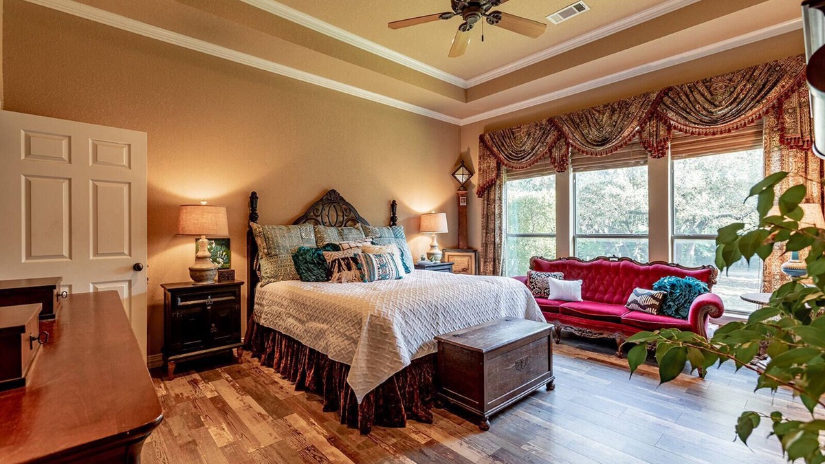 Parker County House | Beautiful home, 3 wooded acres, sleeps 16
