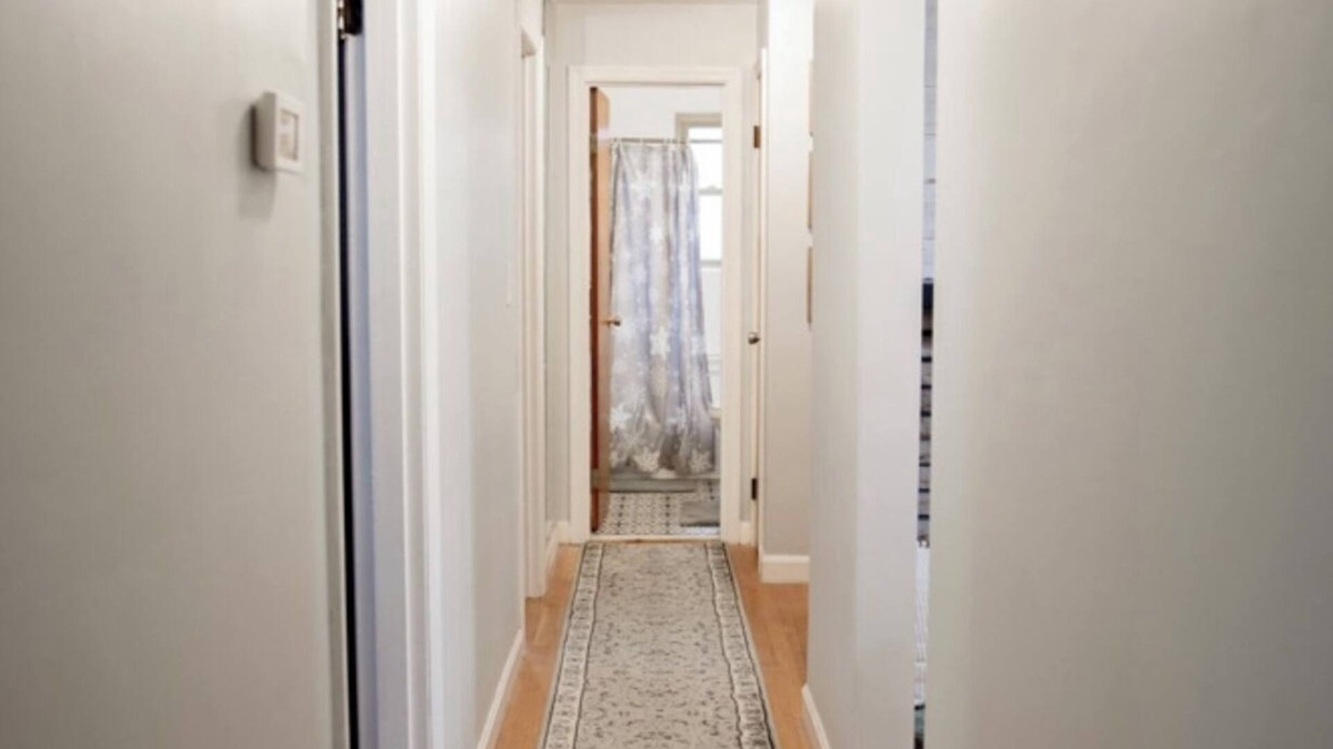 Florence House | Beautiful Home: Central Location
