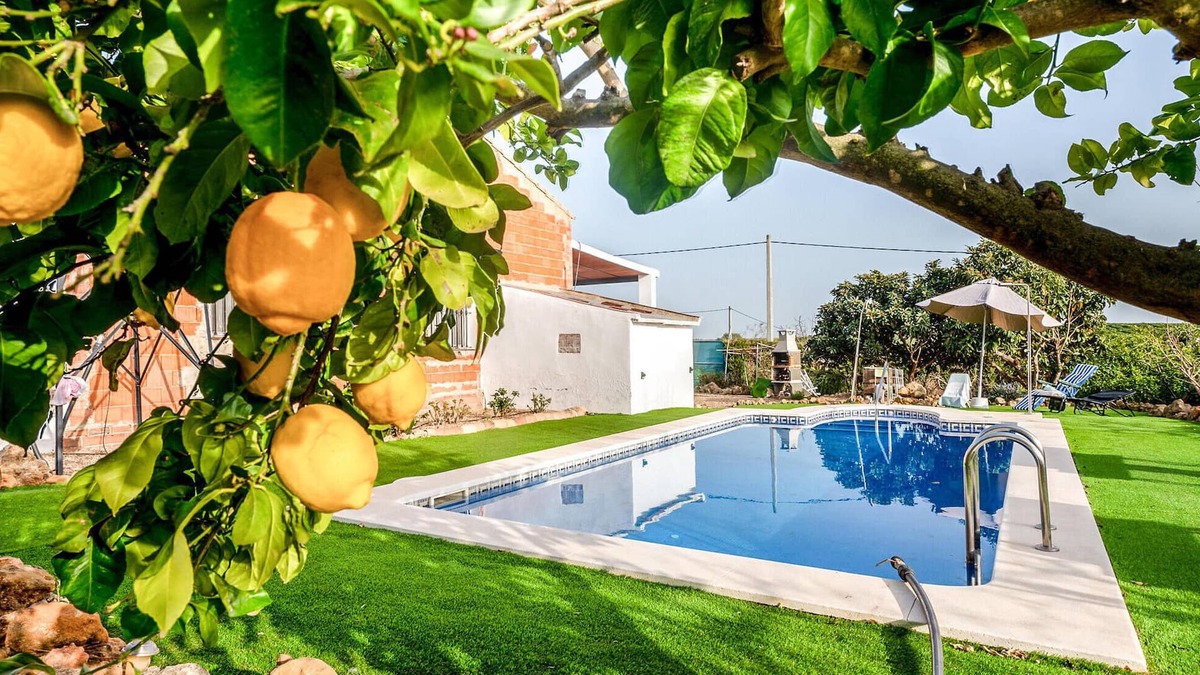 Alcolea del Rio House | Beautiful home in Alcolea del Rio