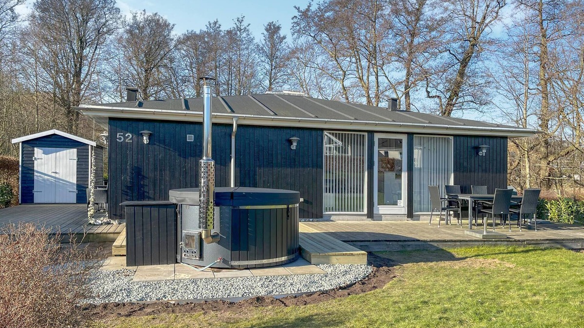 Aabenraa House | Beautiful home in Aabenraa with sauna