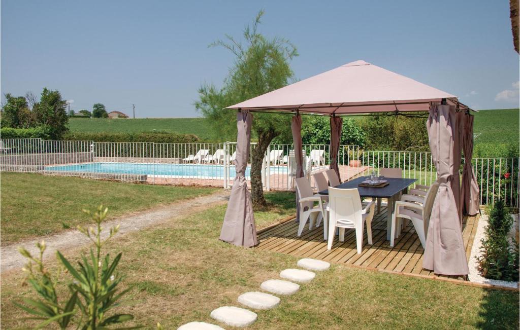 Beauville House | Beautiful home in Beauville with 5 Bedrooms, WiFi and Outdoor swimming pool