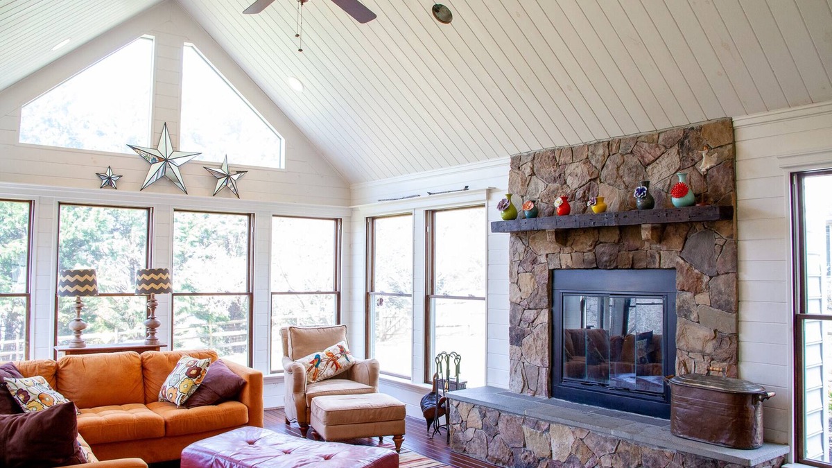 Western Ridge House | Beautiful Home in Crozet! Extended Stays Welcome! Nearby Vineyards!