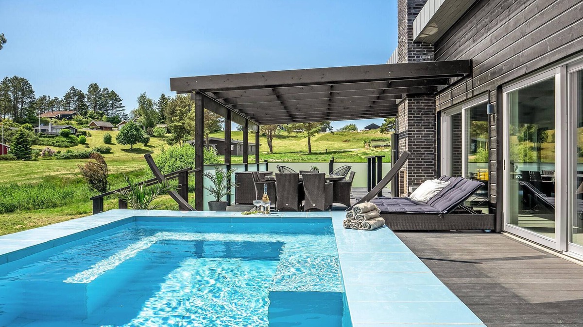 Egsmark Strand House | Beautiful home in Ebeltoft