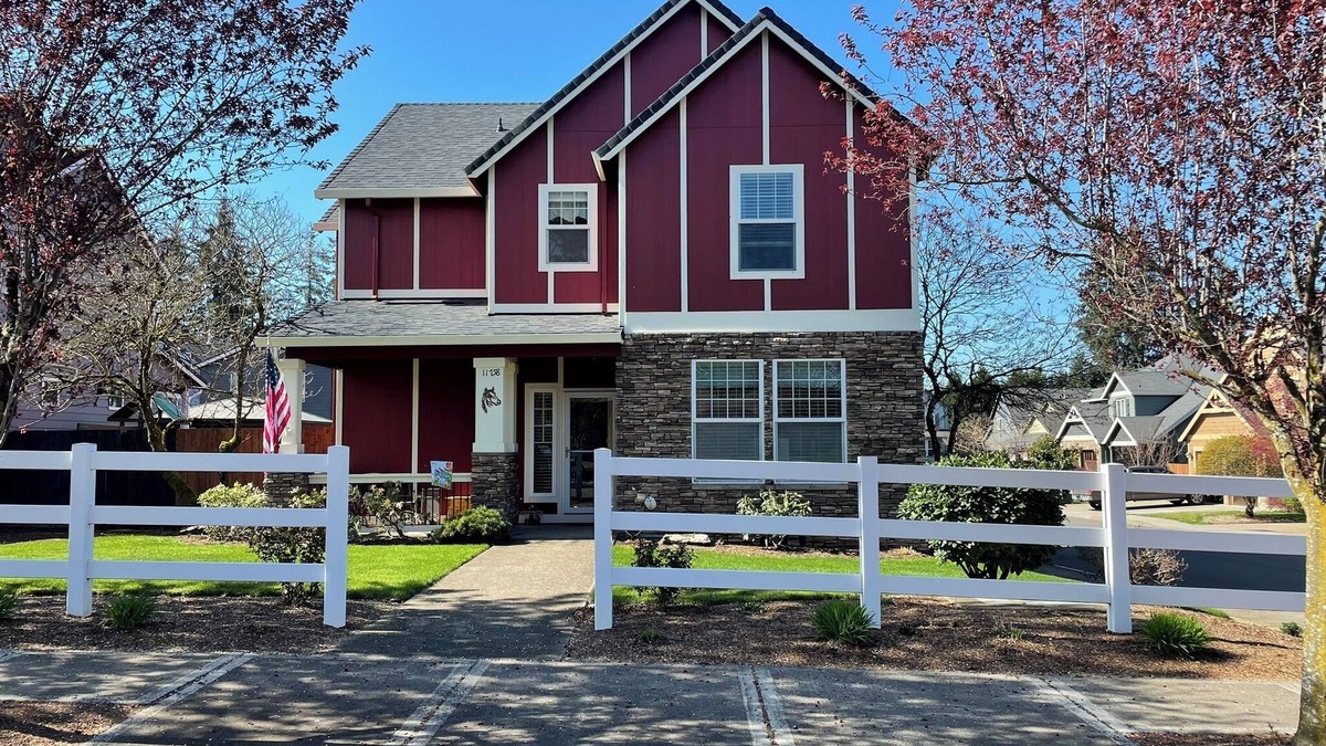 Oregon City House | Beautiful home in great neighborhood