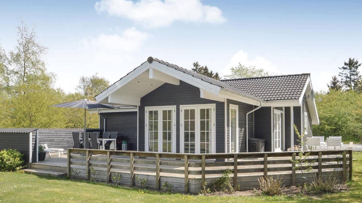 Trend House | Beautiful home in Løgstør with kitchen