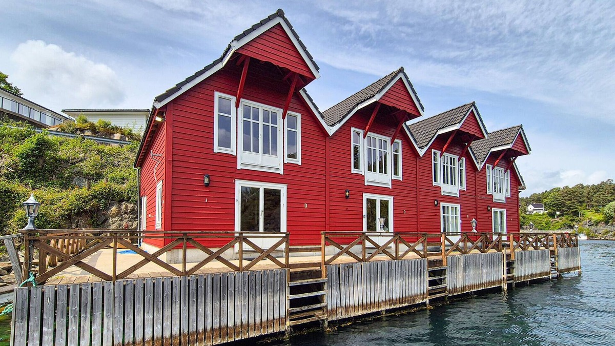 Lysekloster House | Beautiful home in Lepsøy with WiFi