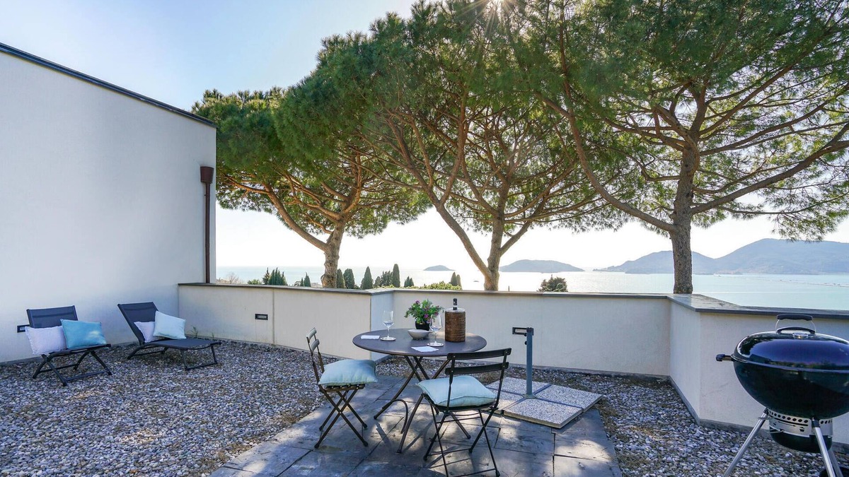 Pugliola House | Beautiful home in Lerici with WiFi