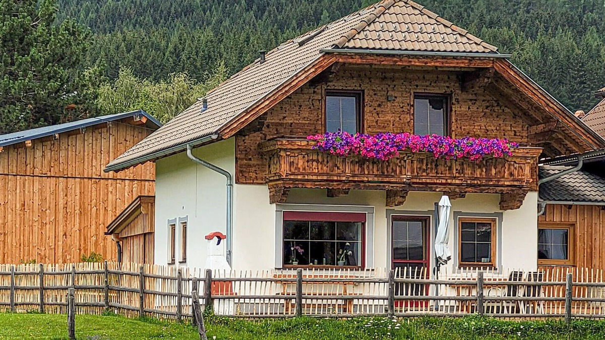 Mariapfarr House | Beautiful home in Mariapfarr with WiFi