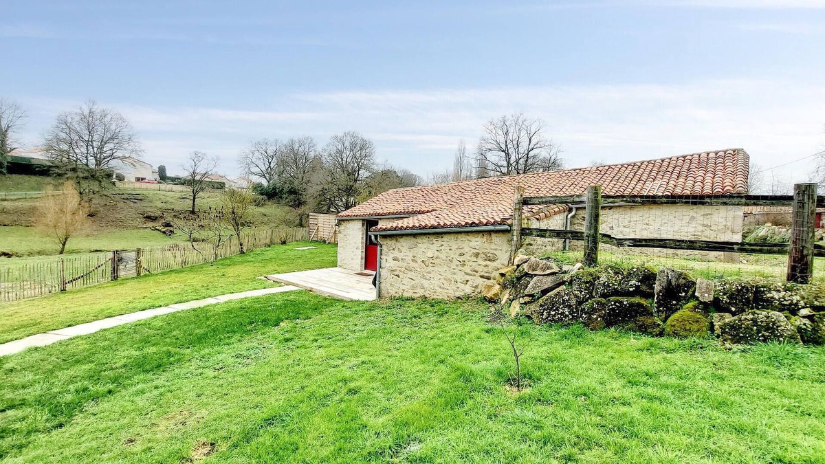 Mauleon House | Beautiful home in Mauléon with Wi-Fi