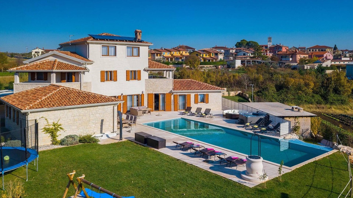 Nova Vas House | Beautiful home in Novigrad with sauna