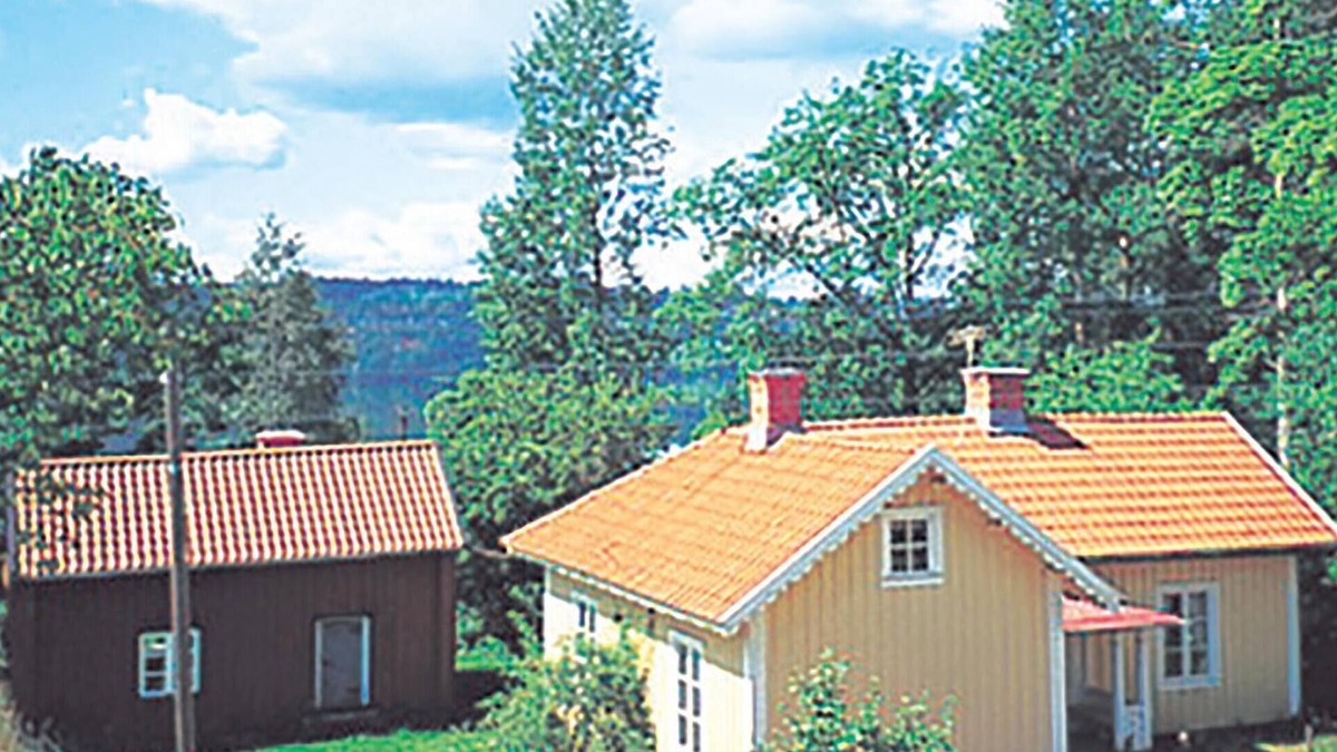 Gamleby House | Beautiful home in Odensvi with kitchen