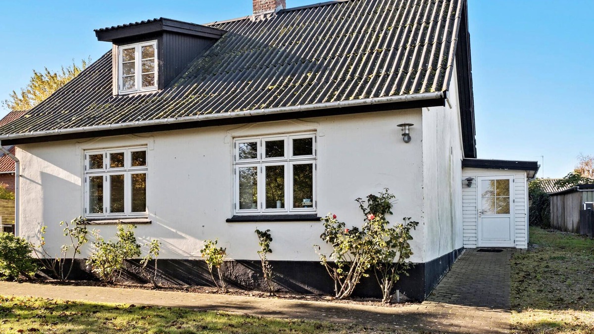Sklskr House | Beautiful home in Omø with WiFi
