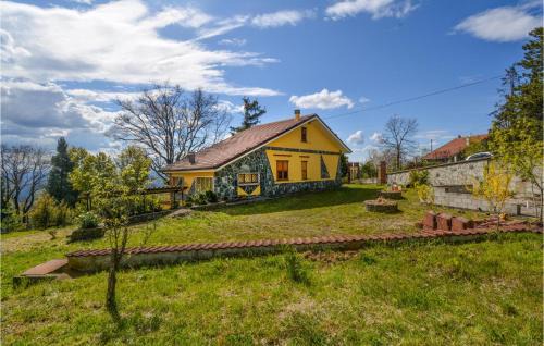Ponzone House | Beautiful Home In Ponzone With Kitchen