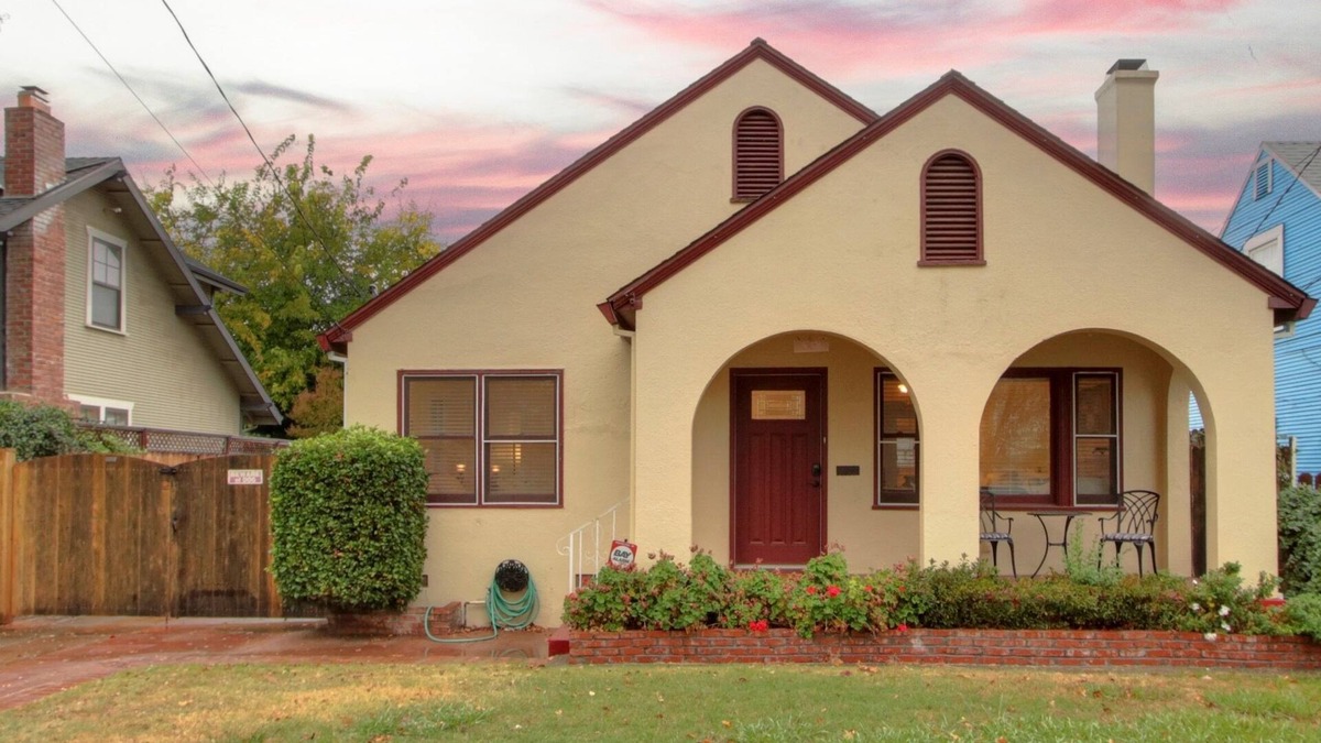 Central Sacramento House | Beautiful home in prestigious East Sacramento