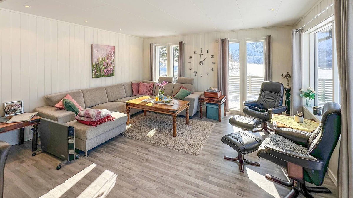Hadsel House | Beautiful home in Stokmarknes